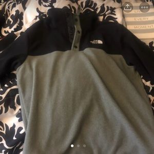 North face quarter button down